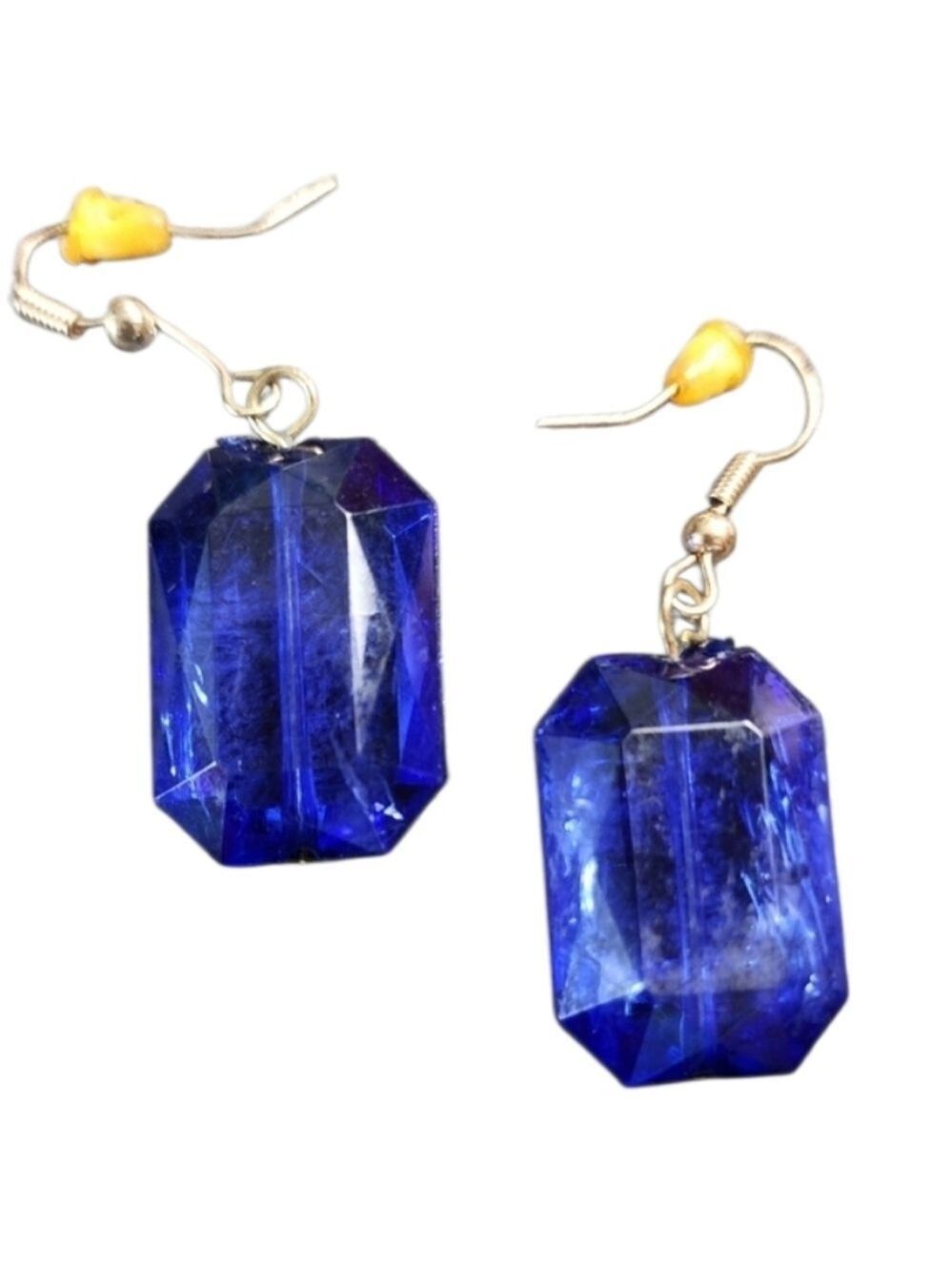💥5 for $15💥Blue Bead Earrings Elegant